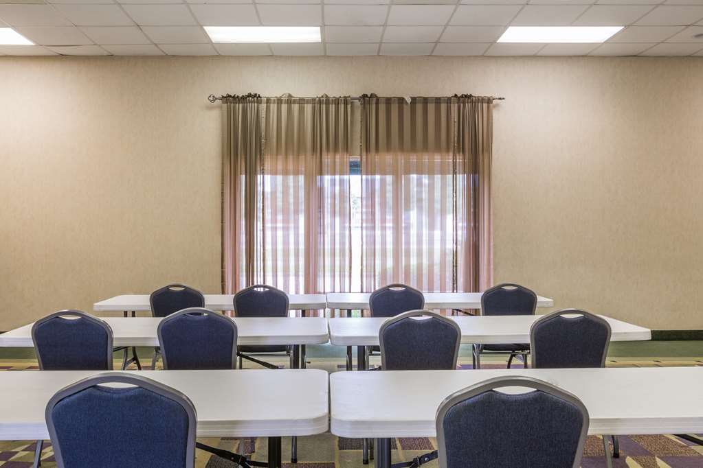 La Quinta New Orleans Hotel Facilities photo